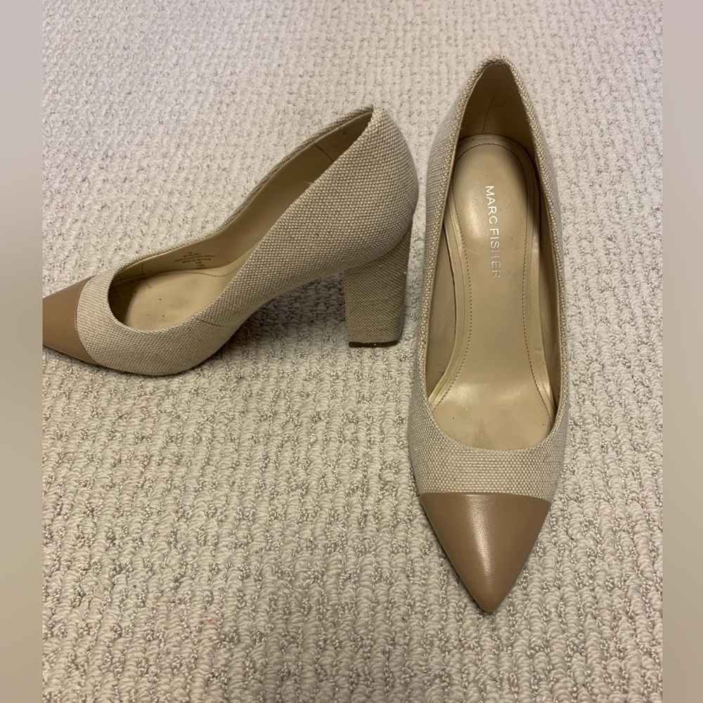 Marc fisher block heel. Linen finish